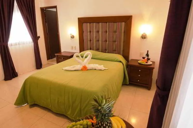 Hotel Cohiba Playa del Carmen 3*,